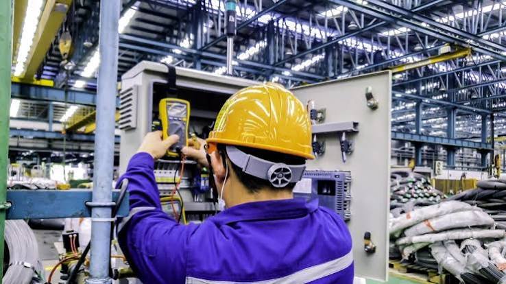 Eletricista em Londrina: Manutenção e Instalações Elétricas para Empresas, Indústrias e Grandes Obras